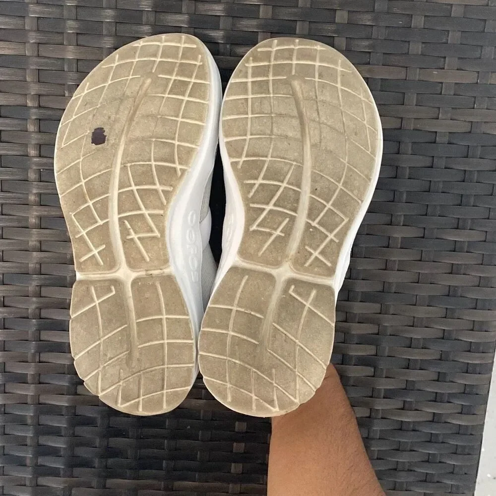 Oofos sneakers women’s size 7